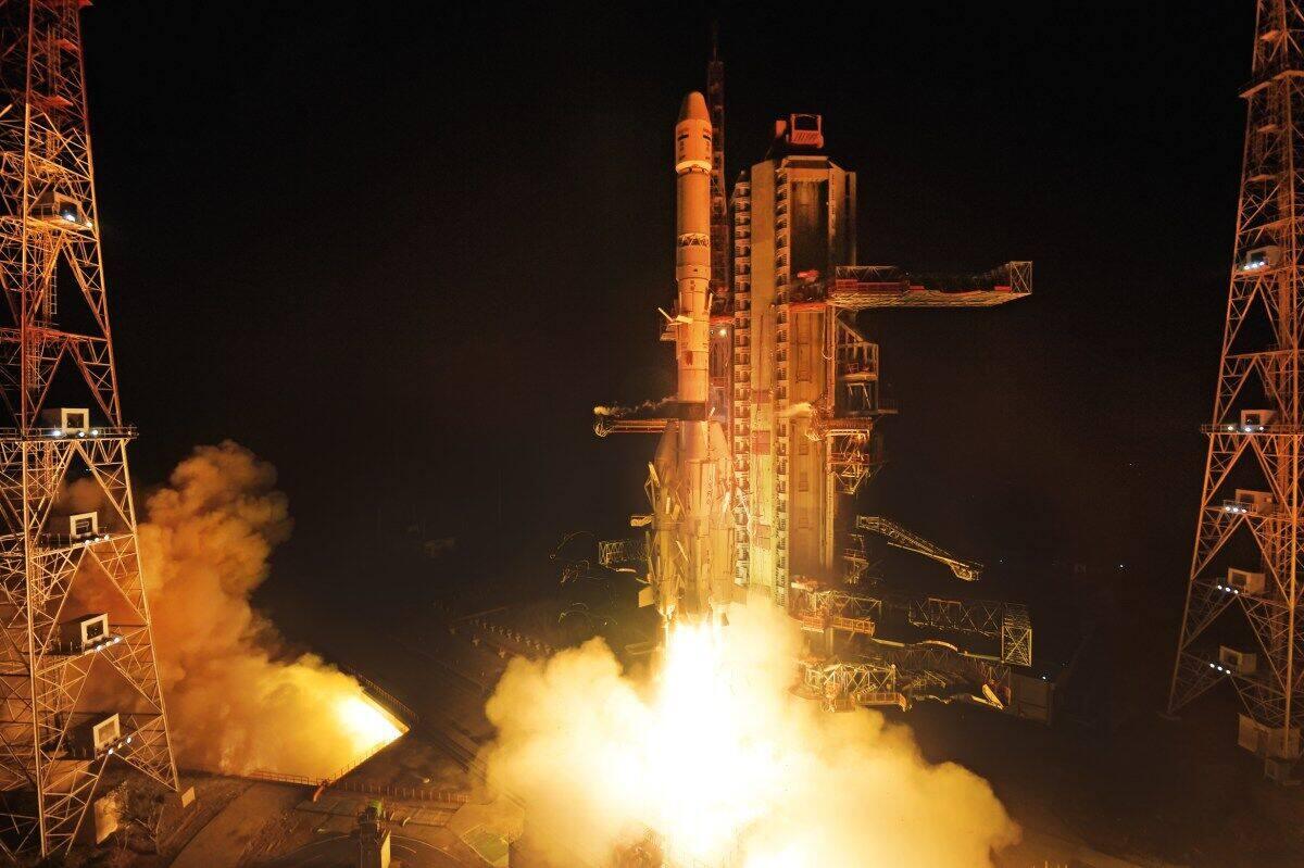An Indian Space Research Organisation (ISRO) Geosynchronous Satellite Launch Vehicle (GSLV) lifts off from the Satish Dhawan Space Centre at