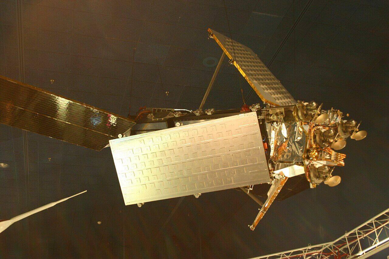 Iridium voice-and-data satellite